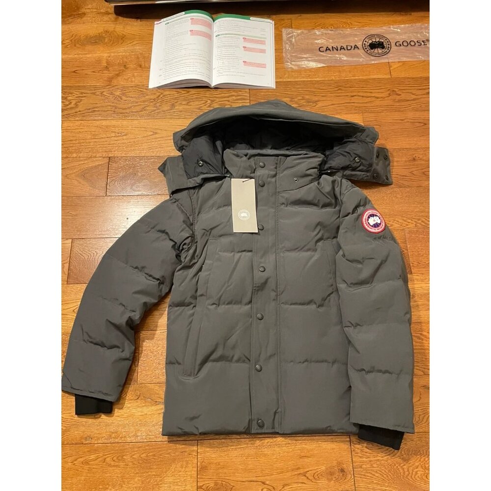 Canada Goose Gray Puffer Jacket